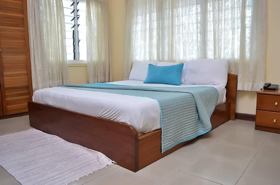 קייפ קוסט Hotel Loreto מראה חיצוני תמונה