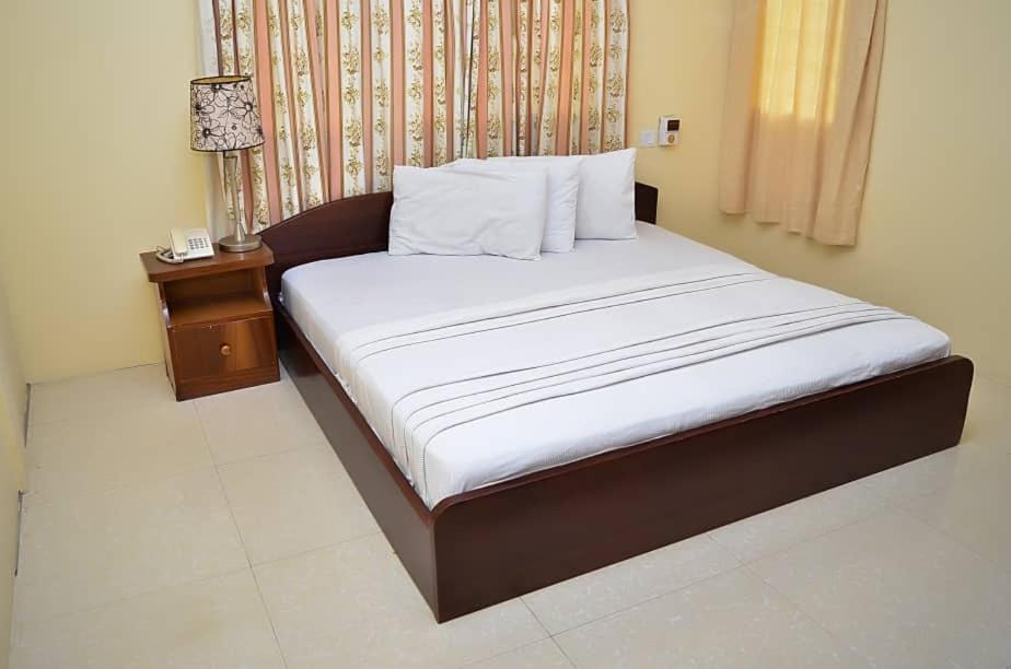 קייפ קוסט Hotel Loreto מראה חיצוני תמונה