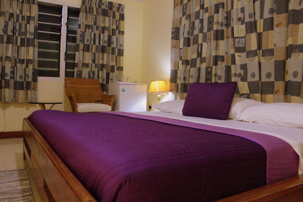 קייפ קוסט Hotel Loreto מראה חיצוני תמונה