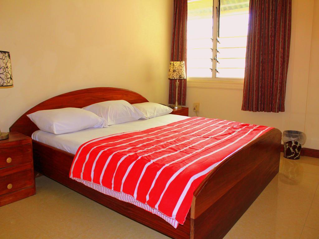 קייפ קוסט Hotel Loreto מראה חיצוני תמונה