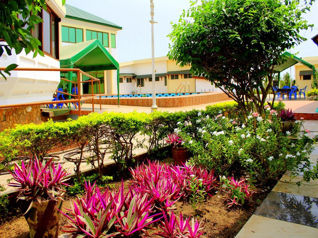 קייפ קוסט Hotel Loreto מראה חיצוני תמונה