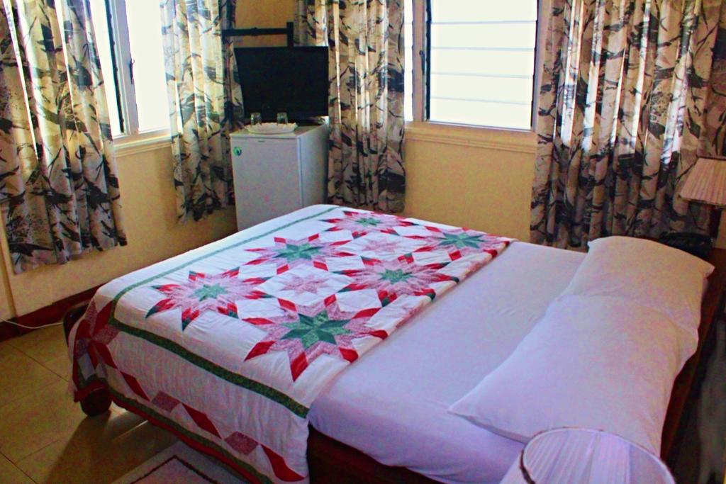 קייפ קוסט Hotel Loreto מראה חיצוני תמונה